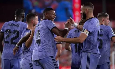 Alaba sút phạt mẫu mực, Real Madrid ngược dòng trước Almeria
