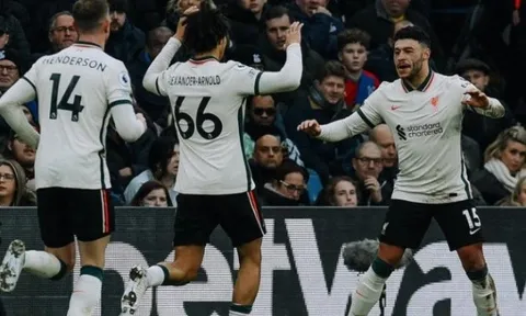Sao Liverpool vạch ra con đường đua vô địch với Man City đến hết mùa