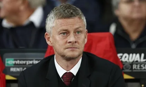 'Ác mộng' của Solskjaer hồi tưởng, M.U coi chừng sa lầy tại Carrow Road
