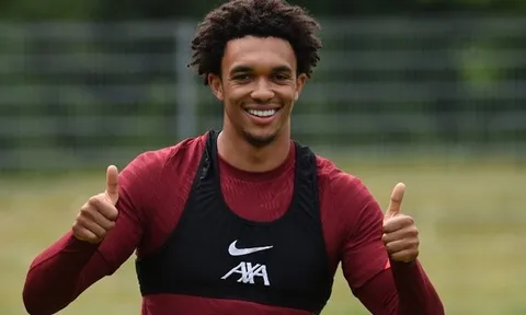 Alexander-Arnold báo tin vui cho Liverpool