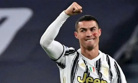 Ẩn ý của Ronaldo và cánh cửa về Man Utd có lời giải đáp?
