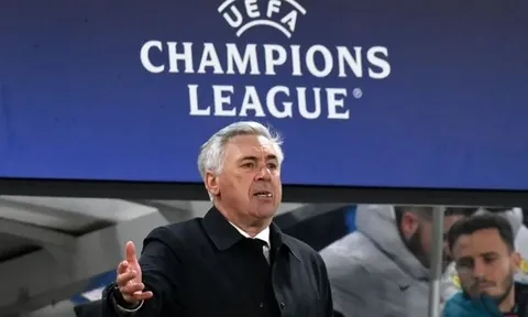 Ancelotti đáp trả tuyên bố của Tuchel