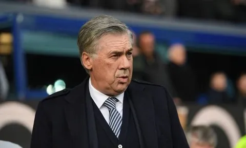 Ancelotti ra tay, lên kế hoạch giải cứu 'kẻ đáng thương' của Man Utd