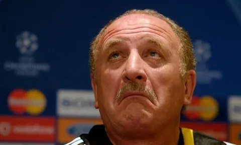 Scolari tiết lộ 2 cái tên khiến ông bay ghế ở Chelsea