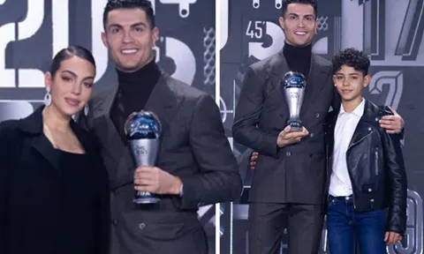 Ronaldo bảnh bao cùng gia đình nhận giải thưởng đặc biệt