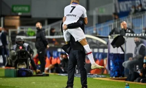 Mbappe hóa Ro béo, PSG nhọc nhằn vào chung kết trên chấm penalty