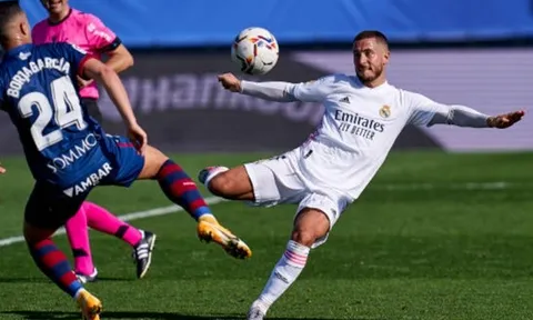 Hazard tái xuất lập tuyệt phẩm, Benzema ghi cú đúp, Real bóp vụn đối thủ