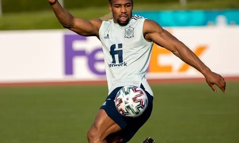 Traore khoe cặp giò khủng, Thiago vờn bóng bằng ngực điêu luyện