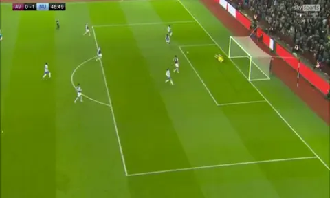 Anthony Elanga đá bay bàn thắng của Man Utd