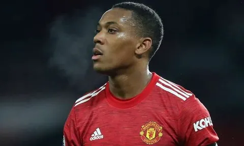 Paul Scholes: "Martial không phải là 1 trung phong đẳng cấp!"