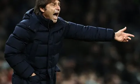 Antonio Conte: Premier League là mớ hỗn độn