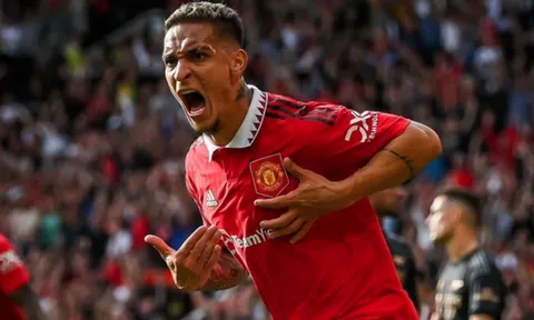 Antony tiết lộ sự khốc liệt ở Man Utd