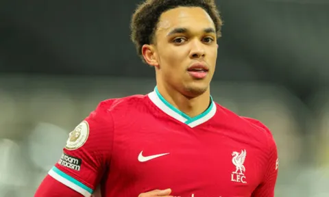 Trent Alexander-Arnold ở đâu so với Aaron Wan-Bissaka và Reece James?