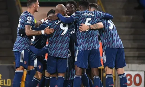 "Cờ đang đến tay Arsenal"