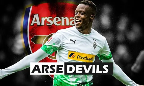 Arsenal bị trì hoãn thương vụ mua Zakaria vì lý do bất khả kháng
