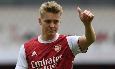 CĐV: "Tôi nghĩ Arsenal đã lãng phí 30 triệu bảng"