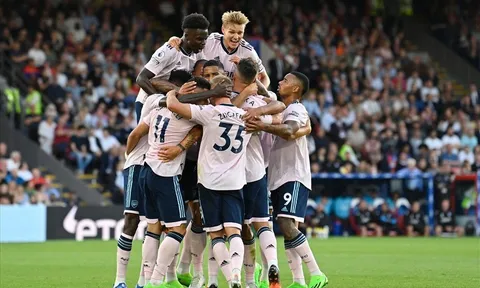 Arsenal có thể thay đổi cách tiếp cận trước Leicester