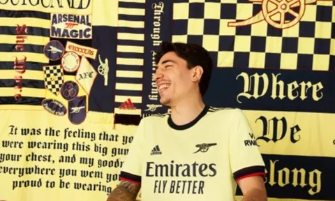 Arsenal công bố áo sân khách mới với biểu tượng cực chất