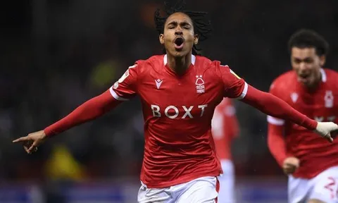 Arsenal đại chiến Tottenham vì sao Hạng Nhất