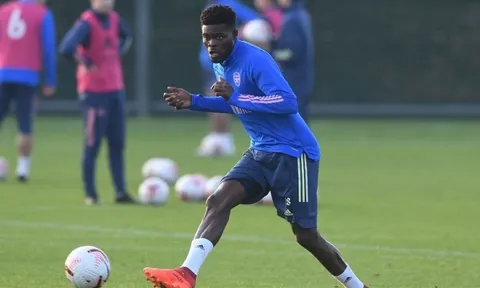Arsenal đấu Leeds, Arteta xác nhận khả năng ra sân của Thomas Partey