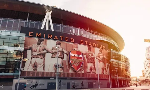 Arsenal đầu tư khủng để tránh sai lầm của Man United