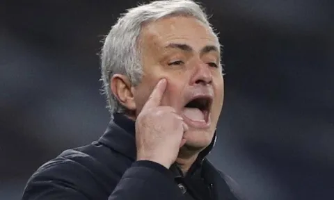 Arsenal kiểm soát bóng 70%, Mourinho nói 1 điều