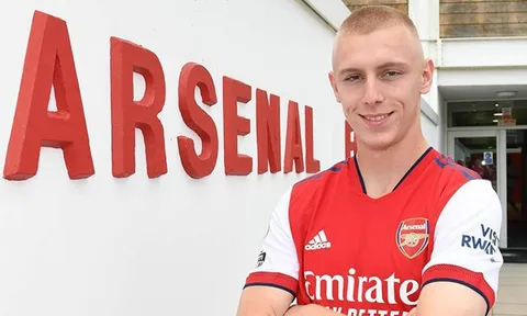 Arsenal ký kết hợp đồng với sao trẻ 18 tuổi từ Fulham
