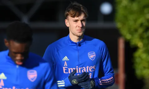 Arsenal gửi tiền đạo tuổi teen đi du học