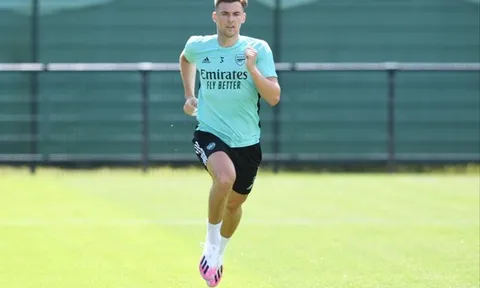 Arsenal mua Tavares, Tierney làm ngay 1 chuyện