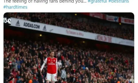 Arsenal thua thảm, Mesut Ozil gửi thông điệp đến người hâm mộ