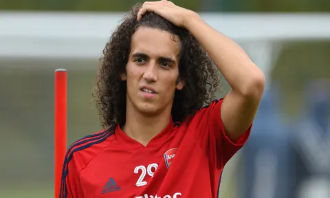 Arsenal tiễn Guendouzi, đón "người tàng hình" của PSG?