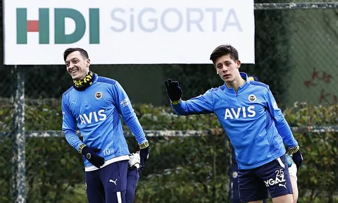 Arsenal tiếp cận Ozil 2.0, giá 25 triệu bảng