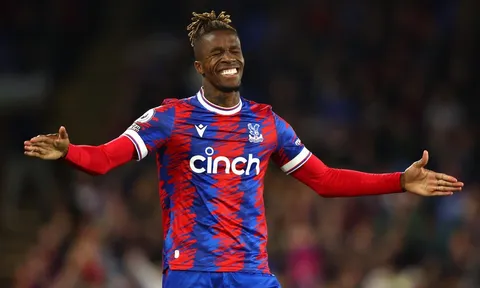 Arsenal tròn mắt với người hùng của Vieira