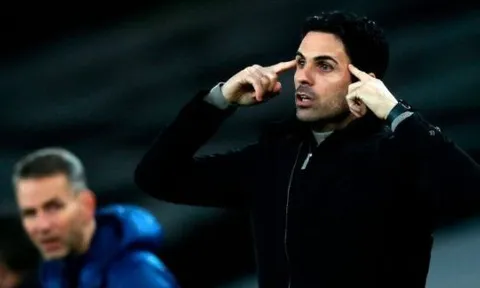 Sử dụng 2 đội hình, Arsenal có thể tiết kiệm 38 triệu cho tuyến giữa