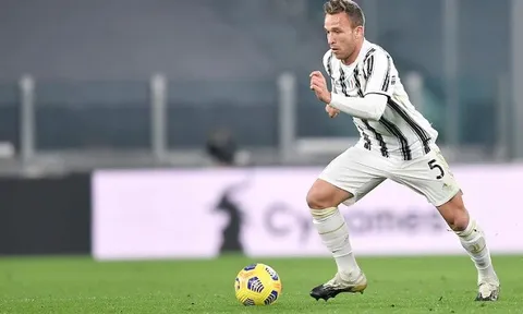 Romano xác nhận rào cản của Arsenal trong vụ Arthur