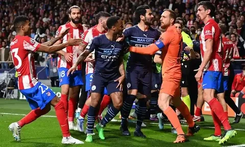 Atletico gây phản cảm vì những trò tiểu xảo lên Man City