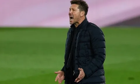 Atletico lại sảy chân, Simeone nhắc đến Real và Barca