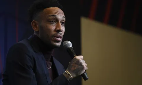 Aubameyang 'bật đèn xanh' cho Chelsea