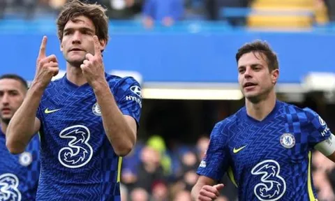 Chelsea báo giá bộ đôi "lão tướng" cho Barca