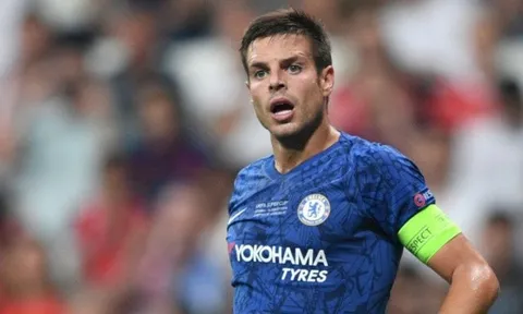 "Azpilicueta không thể chịu nổi cậu ta khi Chelsea tập luyện!"
