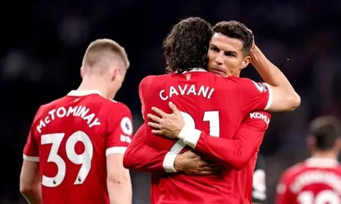 Sao MU bị Ibrahimovic ghét cay ghét đắng