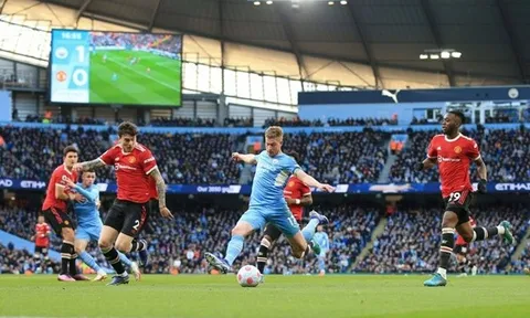 Đẳng cấp giữa Fernandes với De Bruyne khác biệt như đêm với ngày