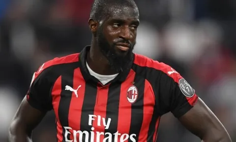 Bakayoko sắp bị trả về Chelsea