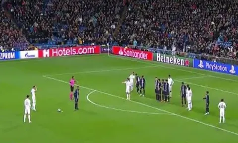 Làm điều đặc biệt, Bale khiến cả cầu trường Bernabeu đứng lên chiêm ngưỡng