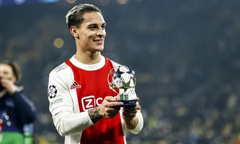 Bản hợp đồng '2 trong 1' của Man Utd