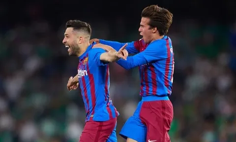 Bàn thắng ở phút 90+4 giúp Barca dự Champions League mùa tới