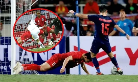 Báo Hà Lan: Đoàn Văn Hậu phá bóng cảm tử chẳng khác gì John Terry