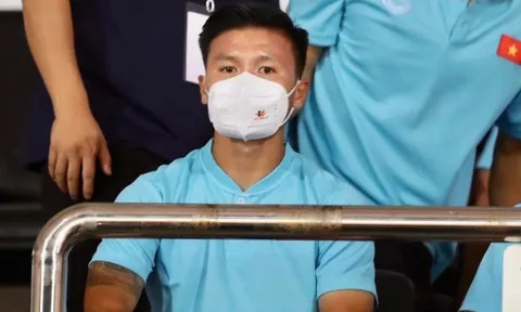 Báo Pháp ngạc nhiên khi Quang Hải không đá trước Singapore