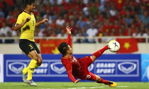 Báo Trung Quốc: "Malaysia gục ngã trước Việt Nam bằng pha ghi bàn mang phong cách Messi"