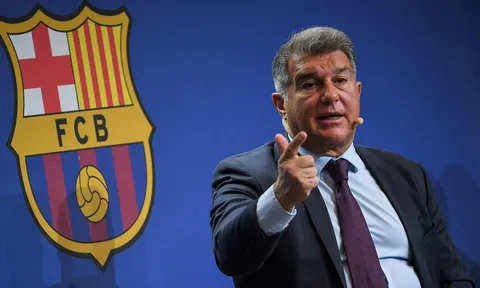 Barca báo động tiền lương dù bỏ Messi, khó mua Haaland